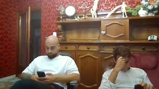 Snapshot of omihaze94 chatting on September 30, 2025, 5:18 pm omihaze94 online show from September 30, 2025, 5:18 pm