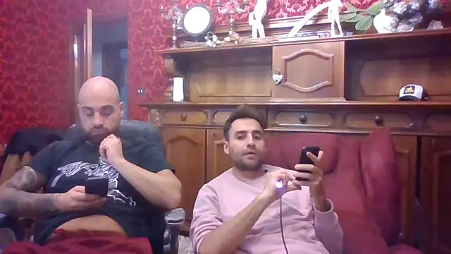 Snapshot of omihaze94 chatting on October 19, 2025, 4:18 pm omihaze94 online show from October 19, 2025, 4:18 pm