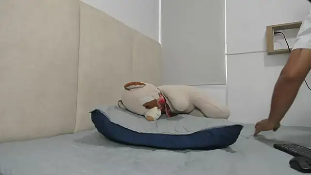 Hector 21  online show from March 9, 2026, 1:26 pm