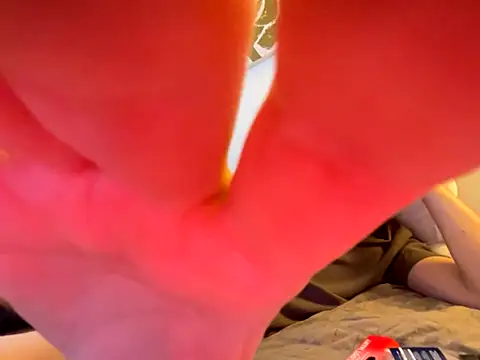 Snapshot of shyandchilling chatting on December 5, 2025, 3:09 pm shyandchilling online show from December 5, 2025, 3:09 pm