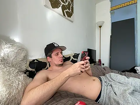 shyandchilling online show from March 5, 2026, 2:46 pm