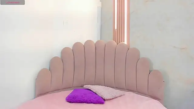 Snapshot of belkilima chatting on October 15, 2025, 10:21 pm belkilima online show from October 15, 2025, 10:21 pm