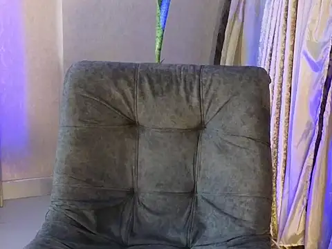 Snapshot of BenjaminCol_ chatting on October 11, 2025, 12:54 am BenjaminCol online show from October 11, 2025, 12:54 am