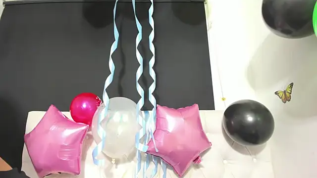 evelynesex online show from March 18, 2026, 3:31 am