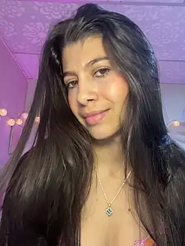 Snapshot of Lenapink19 chatting on February 13, 2026, 10:39 pm Lenapink19 online show from February 13, 2026, 10:39 pm