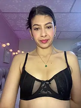 Snapshot of Lenapink19 chatting on February 26, 2026, 10:31 pm Lenapink19 online show from February 26, 2026, 10:31 pm