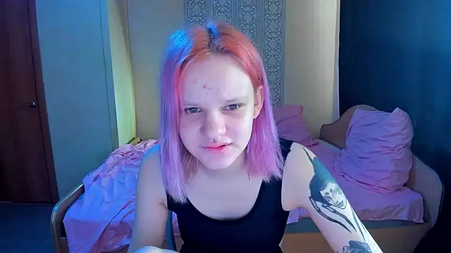 Elieiza xo online show from February 18, 2026, 8:54 am