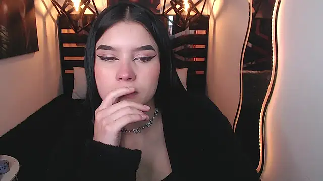 Natalie loffreda online show from April 11, 2026, 8:02 pm