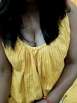 Hot-Risa online show from December 14, 2025, 3:06 pm