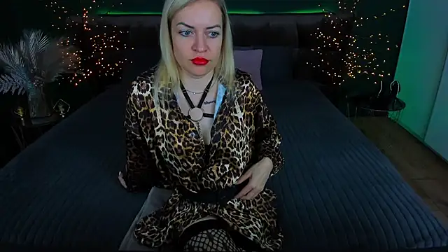 Snapshot of Anna_Snows chatting on September 9, 2025, 5:40 am Anna Snows online show from September 9, 2025, 5:40 am