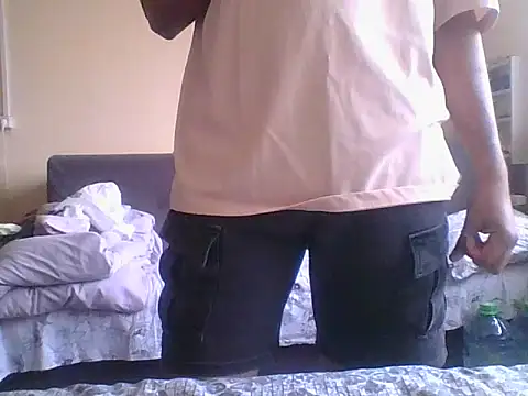 dream32222 online show from October 15, 2025, 6:46 am