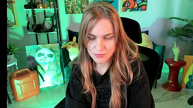 Snapshot of VanessaMates chatting on September 19, 2025, 5:42 am VanessaMates online show from September 19, 2025, 5:42 am