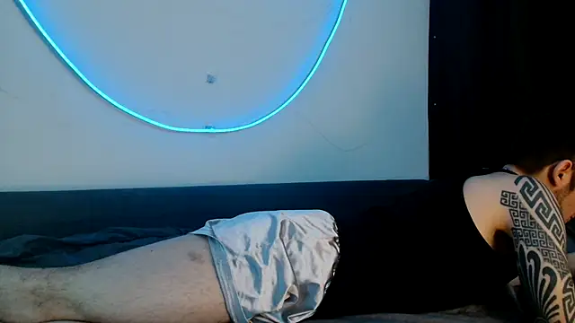 th1  online show from April 3, 2026, 6:50 pm