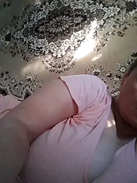 Snapshot of JillOKissx chatting on September 10, 2025, 5:29 am JillOKissx online show from September 10, 2025, 5:29 am