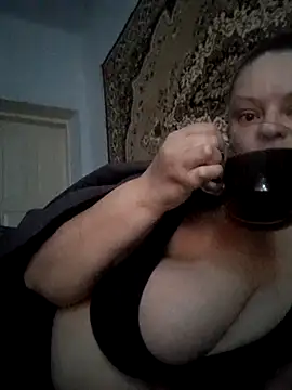 Snapshot of JillOKissx chatting on November 10, 2025, 6:01 am JillOKissx online show from November 10, 2025, 6:01 am