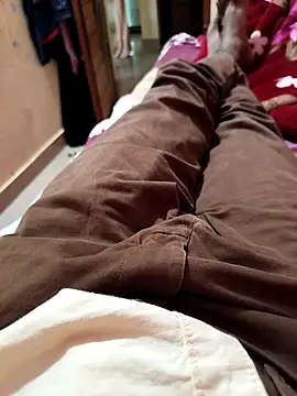 Alimbaby online show from November 19, 2025, 10:26 am