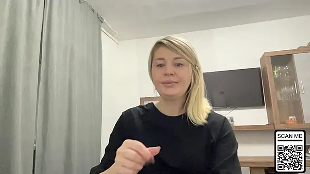 Blondie xoxoxo online show from October 8, 2025, 5:49 am