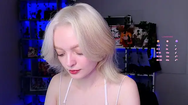 Snapshot of ShizukaBlanche chatting on September 22, 2025, 3:08 am ShizukaBlanche online show from September 22, 2025, 3:08 am