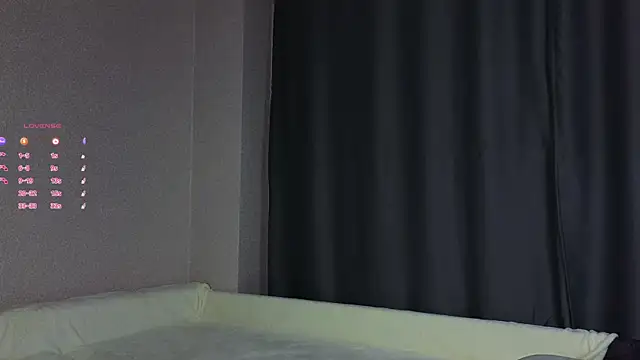 Snapshot of ShizukaBlanche chatting on October 27, 2025, 3:10 am ShizukaBlanche online show from October 27, 2025, 3:10 am