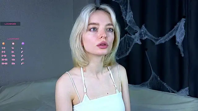 Snapshot of ShizukaBlanche chatting on November 1, 2025, 3:19 am ShizukaBlanche online show from November 1, 2025, 3:19 am