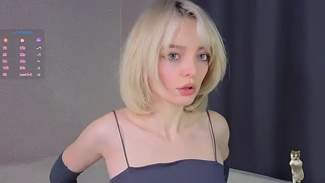 Snapshot of ShizukaBlanche chatting on November 4, 2025, 4:22 am ShizukaBlanche online show from November 4, 2025, 4:22 am