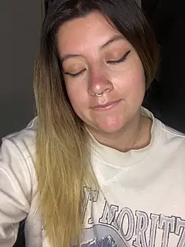 Blair Bunnyy online show from April 14, 2026, 10:10 am