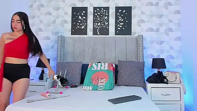 Snapshot of natasha_moreno chatting on September 12, 2025, 12:38 pm natasha moreno online show from September 12, 2025, 12:38 pm