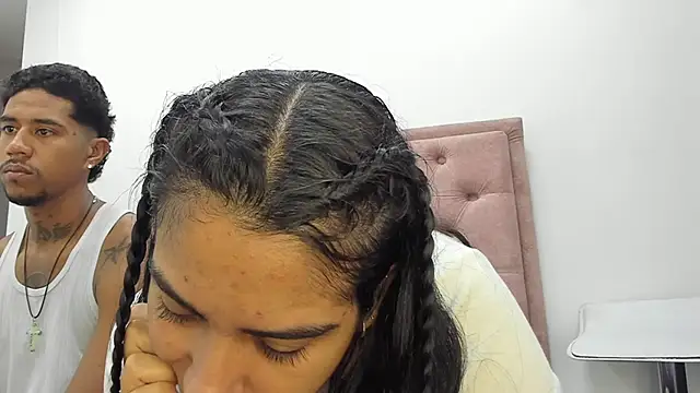 violet and myers online show from September 10, 2025, 1:33 pm