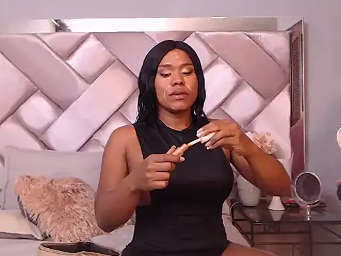 Snapshot of Ashleyroberst chatting on October 20, 2025, 8:48 am Ashleyroberst online show from October 20, 2025, 8:48 am