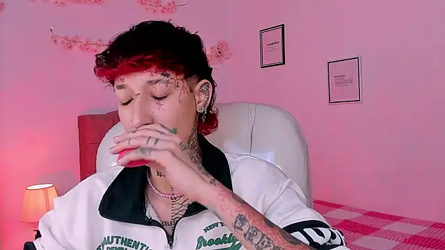 Luci Rose online show from February 14, 2026, 2:30 am