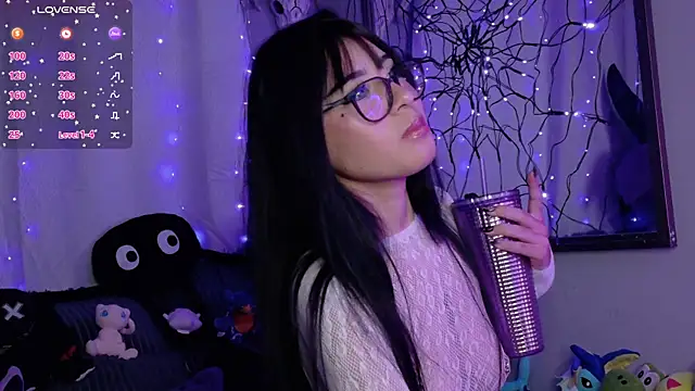 Snapshot of Shar_Succubus chatting on October 24, 2025, 1:13 am Shar Succubus online show from October 24, 2025, 1:13 am