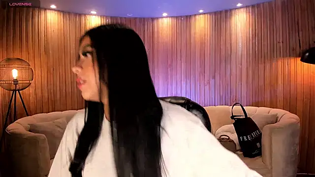 Snapshot of NataliaGaret chatting on September 21, 2025, 3:08 am NataliaGaret online show from September 21, 2025, 3:08 am