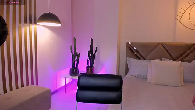 Snapshot of MaddisonTaylor1 chatting on October 2, 2025, 7:43 pm MaddisonTaylor1 online show from October 2, 2025, 7:43 pm