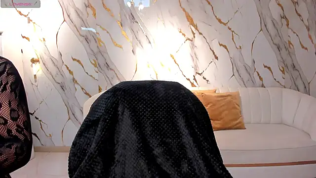 MilaColeman online show from November 20, 2025, 2:12 am