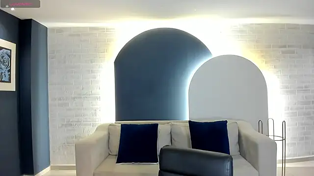 LizzCooper online show from October 31, 2025, 4:02 am