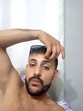 Snapshot of Muratcan33 chatting on October 7, 2025, 11:02 pm Muratcan33 online show from October 7, 2025, 11:02 pm