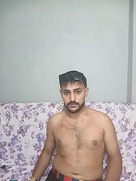 Snapshot of Muratcan33 chatting on October 19, 2025, 1:17 am Muratcan33 online show from October 19, 2025, 1:17 am