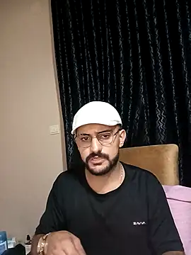 Snapshot of Muratcan33 chatting on November 8, 2025, 4:07 pm Muratcan33 online show from November 8, 2025, 4:07 pm