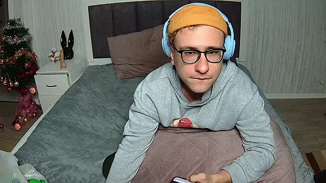 DennisGartmanB online show from January 5, 2026, 5:27 pm