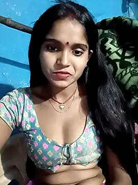 Snapshot of Harini_Gautam chatting on April 3, 2026, 3:10 pm Harini Gautam online show from April 3, 2026, 3:10 pm
