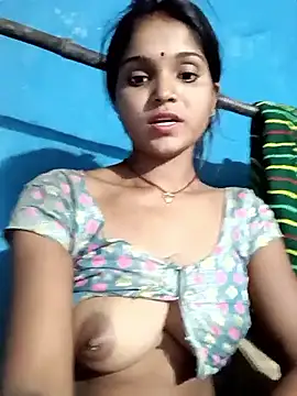 Snapshot of Harini_Gautam chatting on May 1, 2026, 6:56 pm Harini Gautam online show from May 1, 2026, 6:56 pm