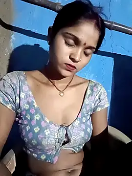 Snapshot of Harini_Gautam chatting on May 7, 2026, 6:02 pm Harini Gautam online show from May 7, 2026, 6:02 pm