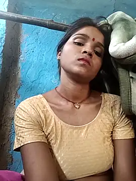Snapshot of Harini_Gautam chatting on May 9, 2026, 9:14 am Harini Gautam online show from May 9, 2026, 9:14 am