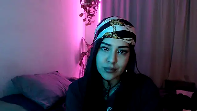 bluegoddessstoned online show from September 24, 2025, 8:06 am