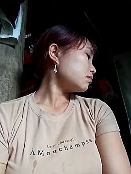 EllyBaby20 online show from October 15, 2025, 7:41 am