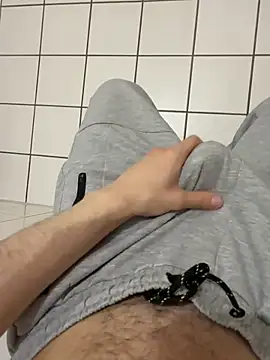 Dicksxd online show from May 14, 2026, 6:15 pm