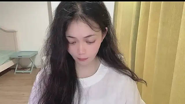 Snapshot of zora-168 chatting on October 6, 2025, 1:25 am zora-168 online show from October 6, 2025, 1:25 am