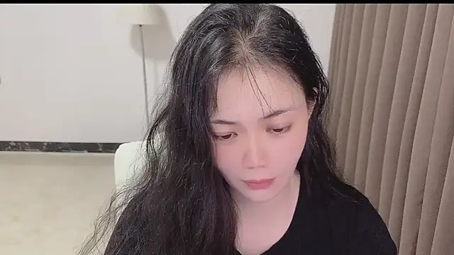 Snapshot of zora-168 chatting on October 14, 2025, 2:51 pm zora-168 online show from October 14, 2025, 2:51 pm