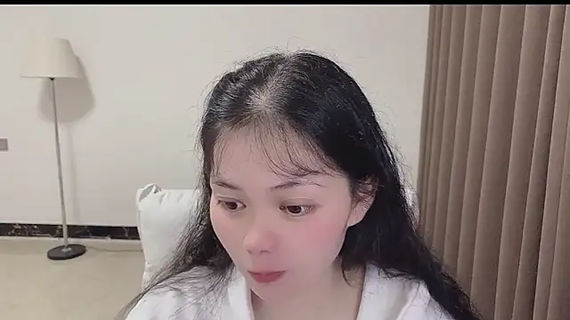 Snapshot of zora-168 chatting on November 7, 2025, 3:56 pm zora-168 online show from November 7, 2025, 3:56 pm