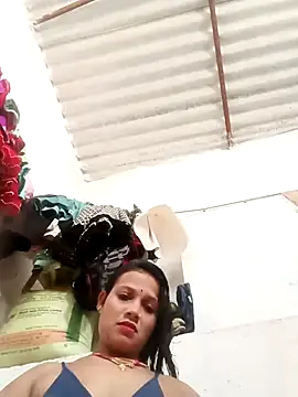 Snapshot of Chandni_Love143 chatting on September 18, 2025, 4:03 am Chandni Love143 online show from September 18, 2025, 4:03 am